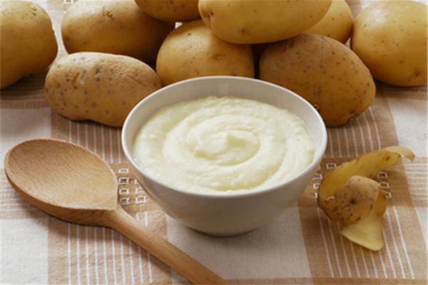 怀孕晚期可以吃芋头吗?怀孕最后一个月避免说话