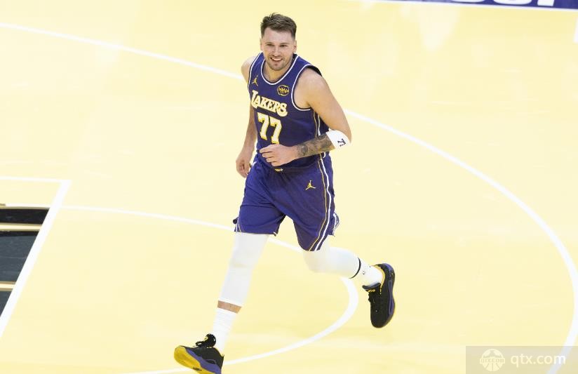 东契奇单节20分次数排名历史第六 超越詹姆斯